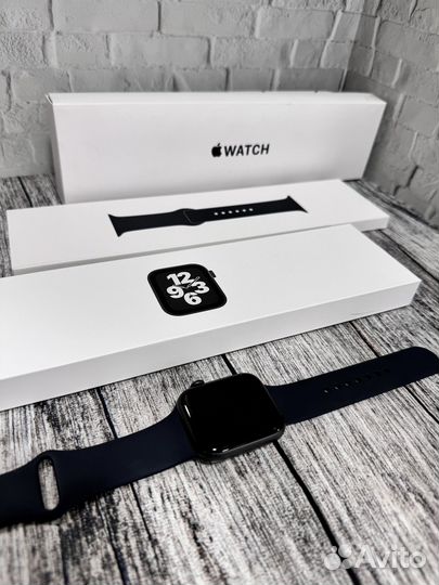 Apple Watch SE 44mm