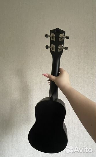 Укулеле veston