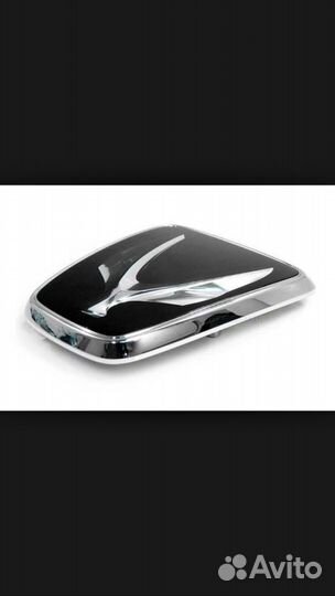 Эмблема на капот hyundai equus