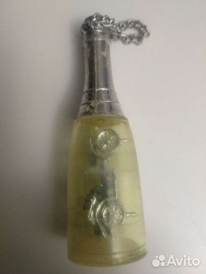 Брелок бутылка с машинкой СССР