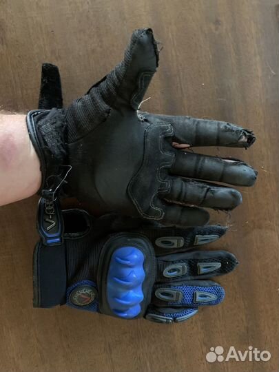 Мотоперчатки