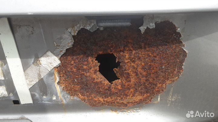 Крышка багажника Jeep Grand Cherokee WJ (1999-2003