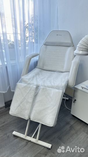 Косметологическое кресло бу