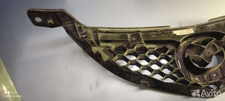 Решетка радиатора Мазда3 седан,2008 год,рестайл