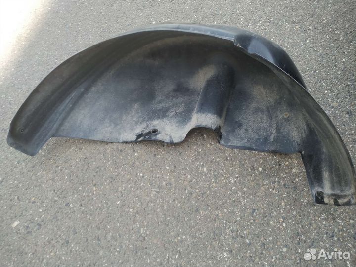 Подкрылок задний Renault Logan 2 левый