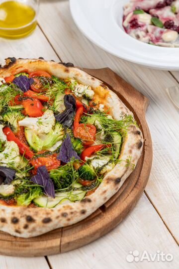 Повар на пиццу