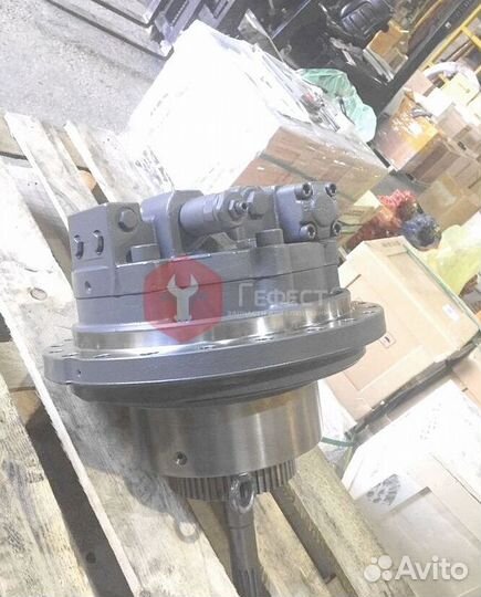 Гидромотор хода Volvo EC300DLD