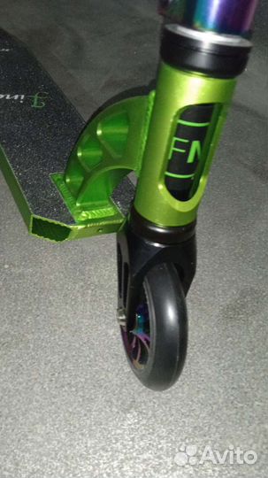 Самокат трюковой HIC