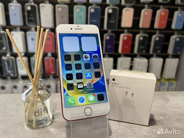 iPhone 8 Red 64gb Хороший