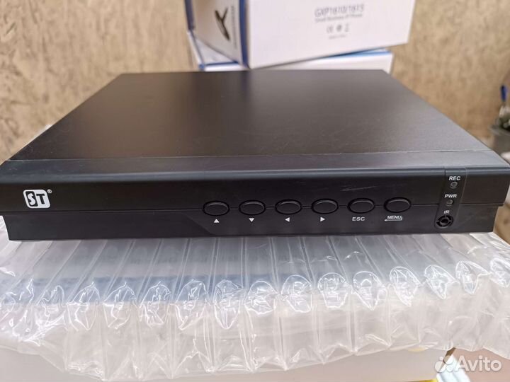 ST hdvr-082 AHD– видеорегистратор цифровой