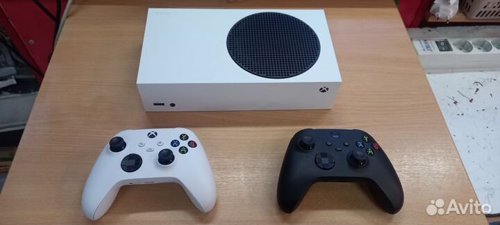 Xbox series S на гарантии
