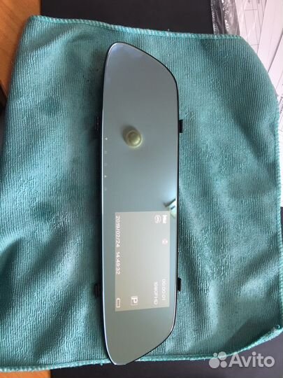 Зеркало заднего вида с видео регистратором