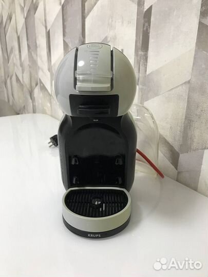 Капсульная кофемашина dolce gusto