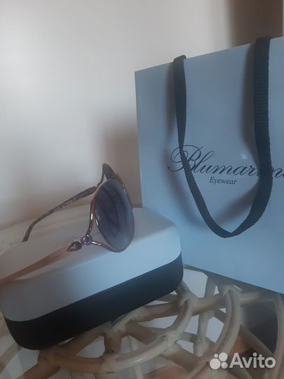 Солнцезащитные очки Blumarine