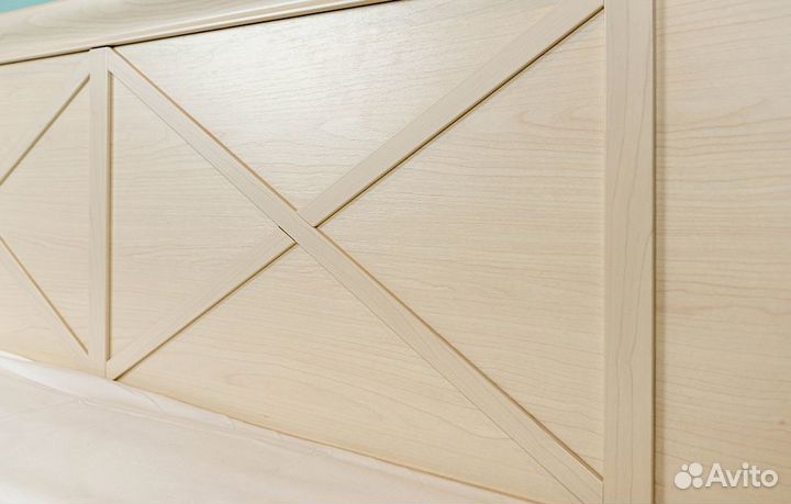 Кровать Кантри Ангстрем