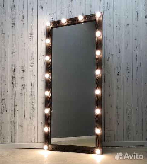 Зеркало с подсветкой