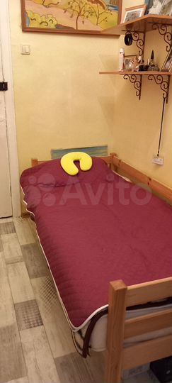 Комната 9 м² в 3-к., 2/6 эт.