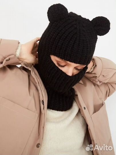 Балаклава с ушками вязанная, новая