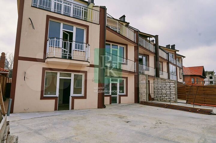 5-к. квартира, 105 м², 2/3 эт.