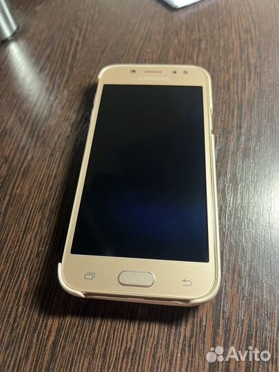 Телефон Samsung galaxy j5