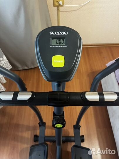 Эллиптический тренажер torneo