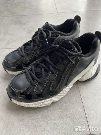 Кроссовки женские adidas 37 размер