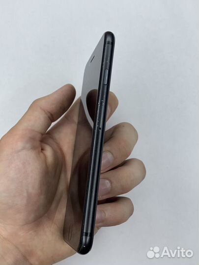 iPhone 8