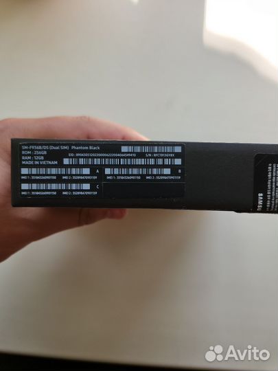 Samsung galaxy Z fold 4 256
