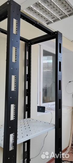 Серверная стойка