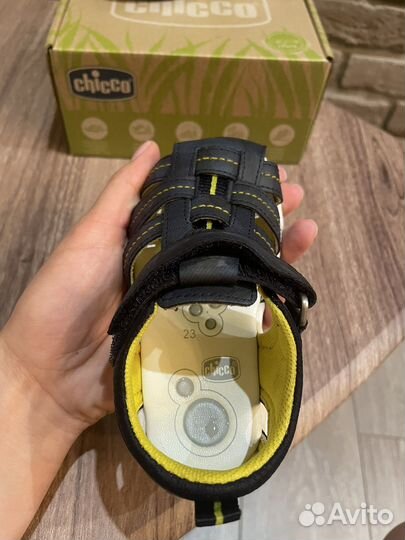 Сандали детские chicco