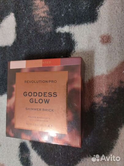 Палетка теней revolution, хайлайтер revolution