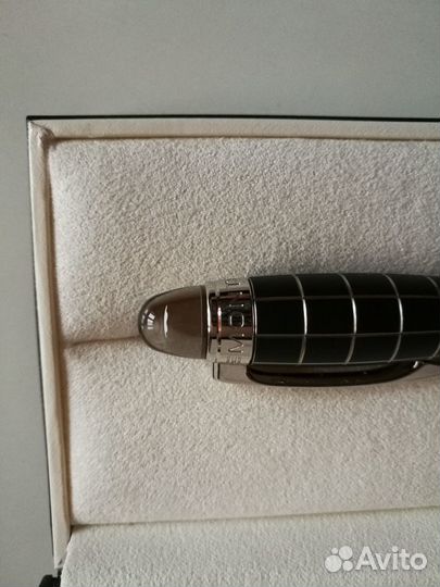 Ручка Montblanc Starwalker Rubber Line