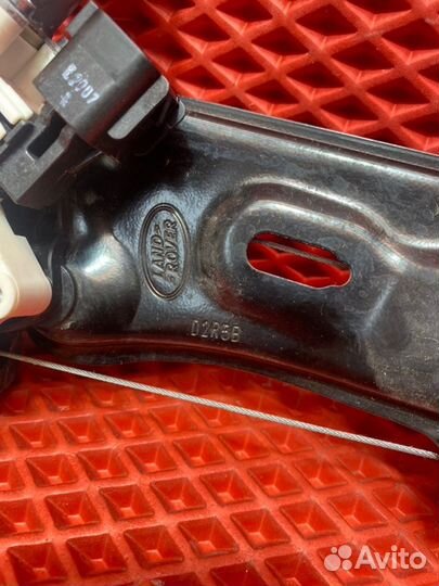 Стеклоподъемник задний правый Land Rover Discovery