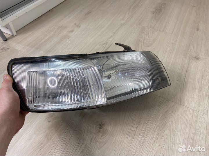 Фара toyota vista sv32