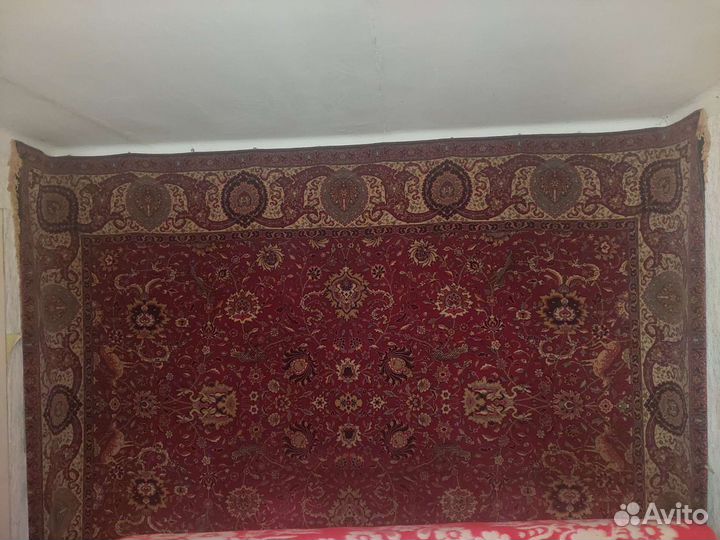 Ковер шерстяной