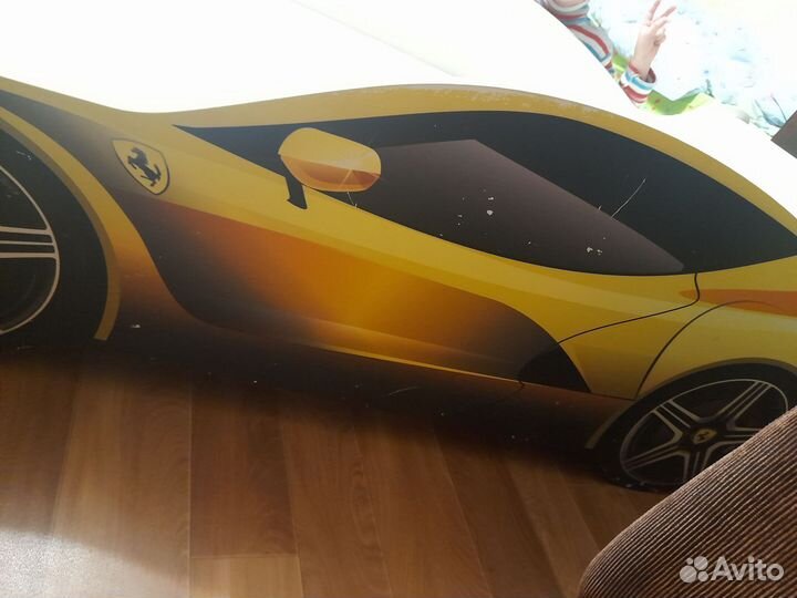 Кровать-машинка