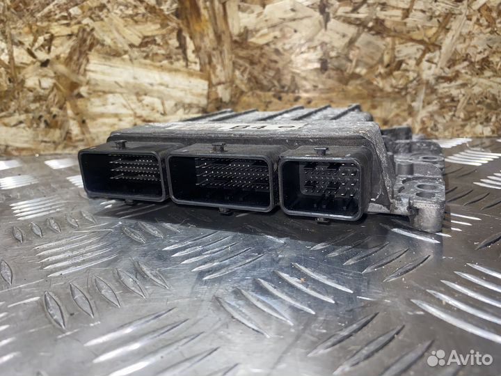 Блок управления двигателем Nissan Qashqai J11 HRA2