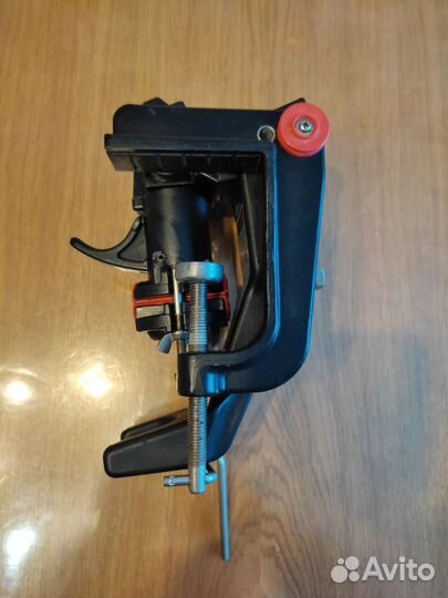 Крепление для спиннинга, для морской электрокатушк