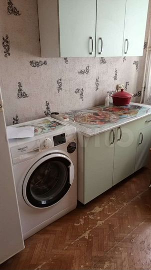 Комната 18 м² в 3-к., 1/2 эт.