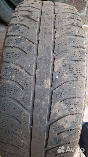 Bridgestone Ice Cruiser 7000 225/70 R16