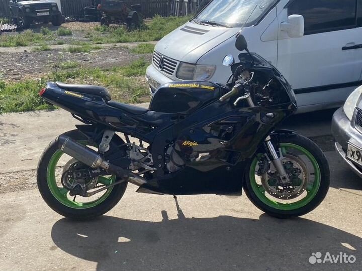 Kawasaki zxr400