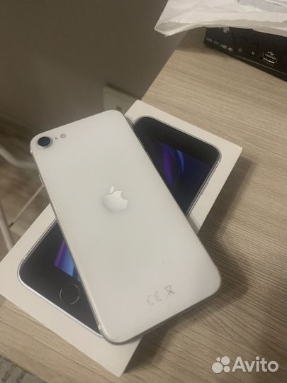 iPhone Xr, 128 ГБ