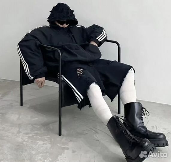 Шорты Balenciaga x Adidas