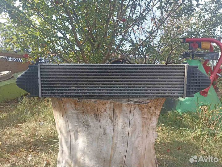 Интеркулер Land Rover Freelander 2 LR2 2.2L