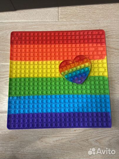 Самый большой поп ит