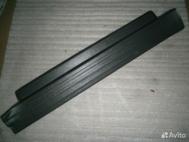 Накладка порога левая Prado 150 / 6792035010 пласт