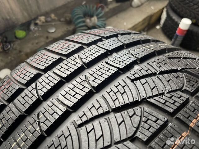 Pirelli Winter Sottozero II 295/30 R20 101W