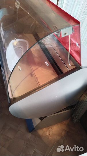 Холодильная витрина Тюльпан