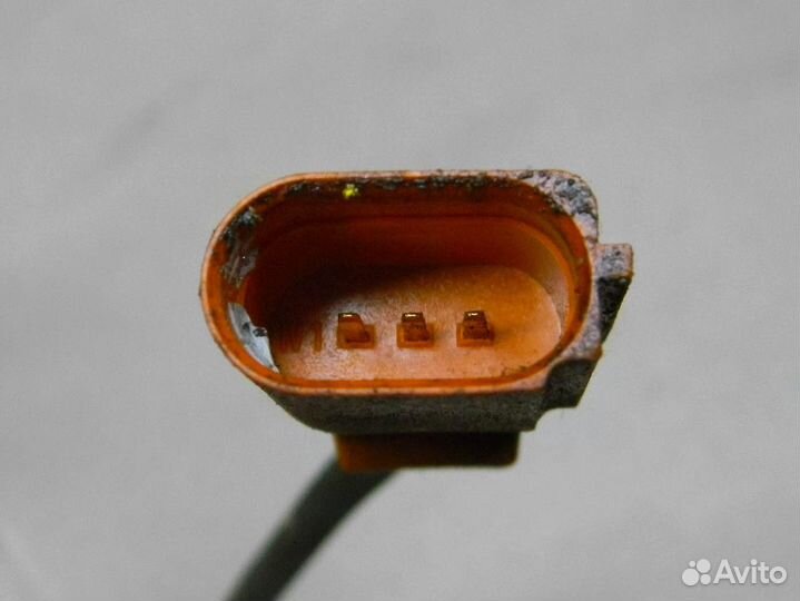 Датчик детонации Audi A8 D2 6.0