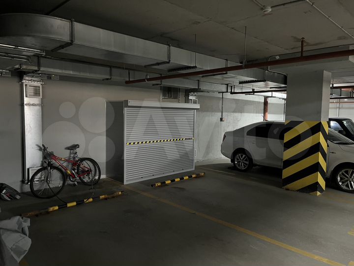 Машиноместо, 13 м²